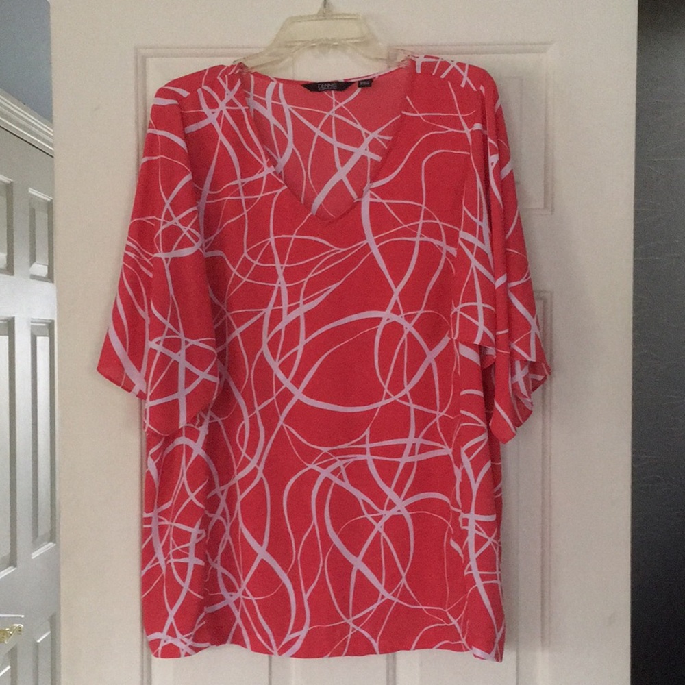 Lightweight scarf type sleeve top